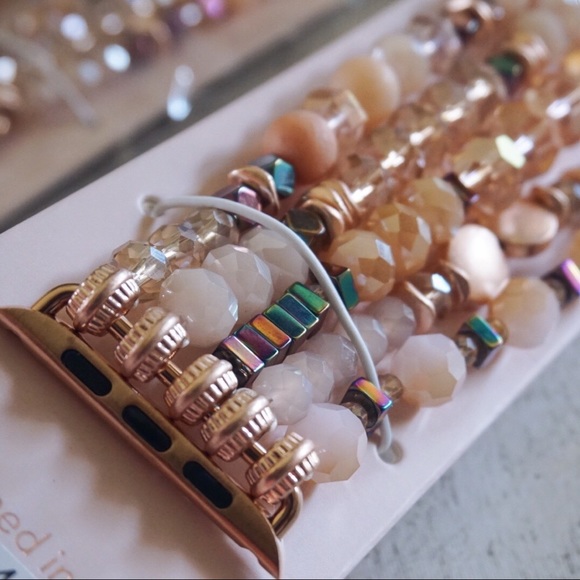 Apple Watch Band | Rose Gold Adapter | 42mm + 44mm - Picture 4 of 8